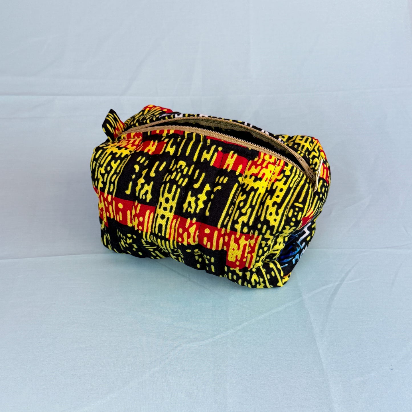 Sustainable Large Pouch